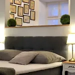 Prázdninový dům Frank Deluxe Eger