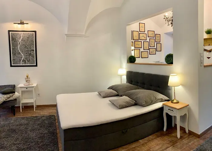 Hébergement de vacances Frank Deluxe *